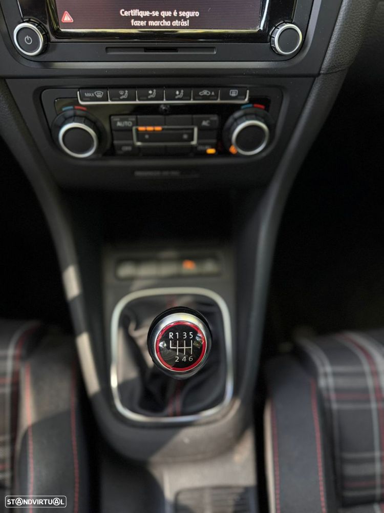 VW Golf 2.0 TSi GTI - 24