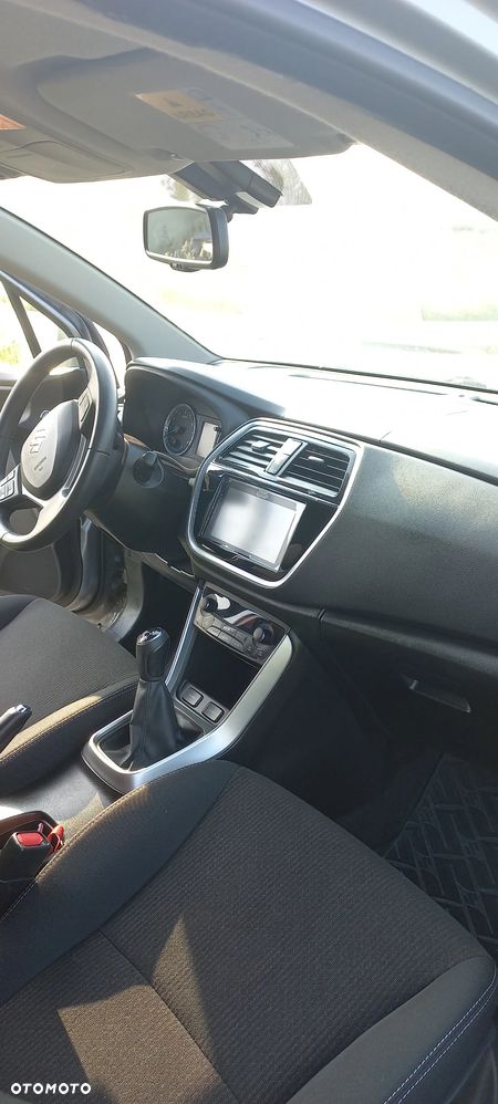 Suzuki SX4 S-Cross - 16