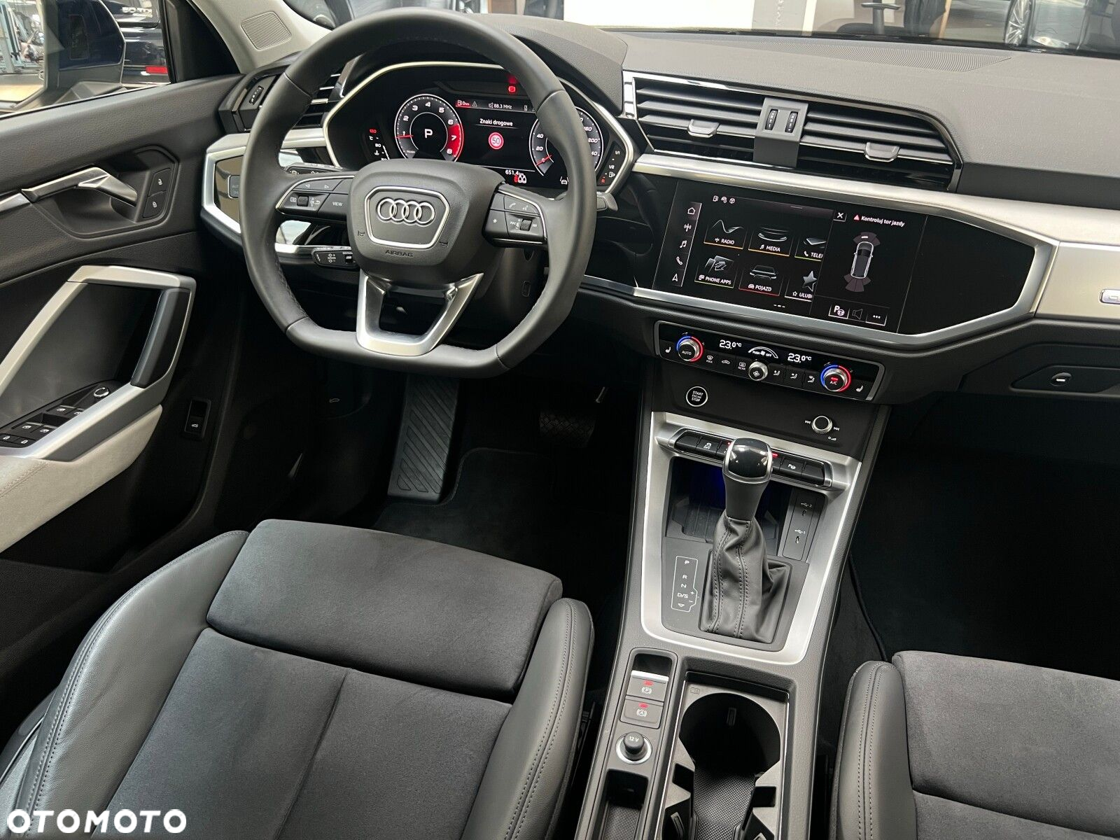 Audi Q3 - 16