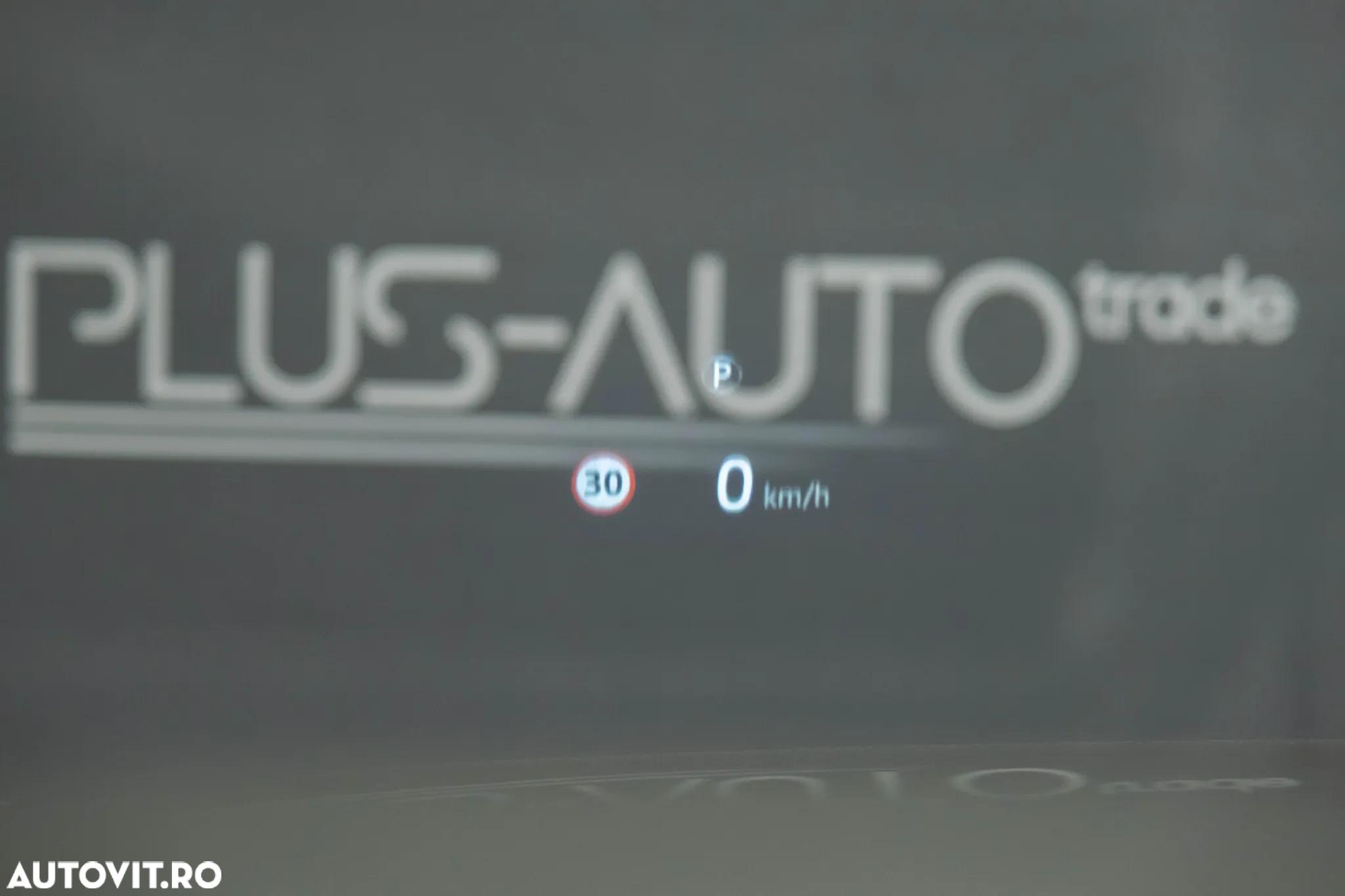 Land Rover Range Rover 4.4L SDV8 Vogue - 15