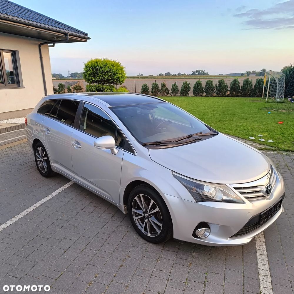 Toyota Avensis 2.0 D-4D - 7