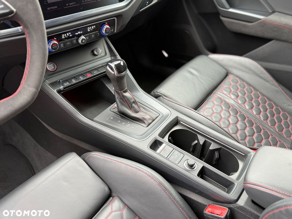 Audi RS Q3 Sportback - 21