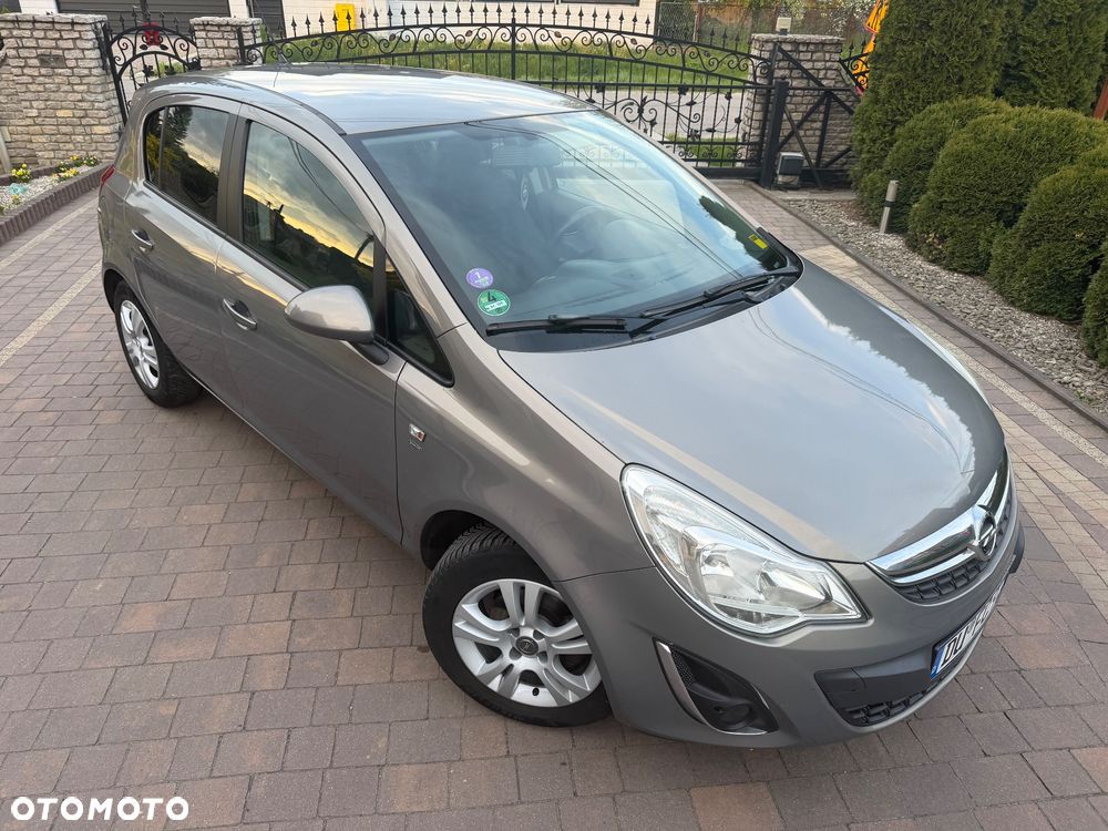 Opel Corsa 1.4 16V Satellite - 8