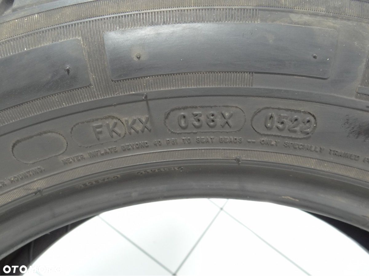 Opony letnie 215/60R17C 104/102H Michelin - 4