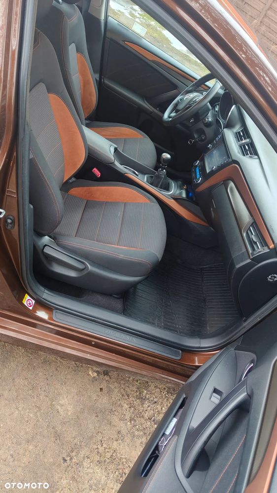 Toyota Avensis 1.8 Selection - 13