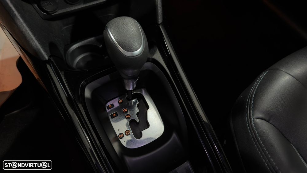 Peugeot 2008 PureTech 110 GPF Stop&Start EAT6 Crossway - 25