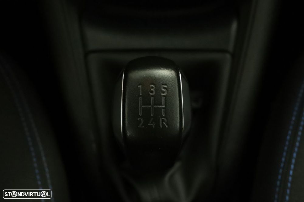 Peugeot 208 1.2 PureTech Active - 14