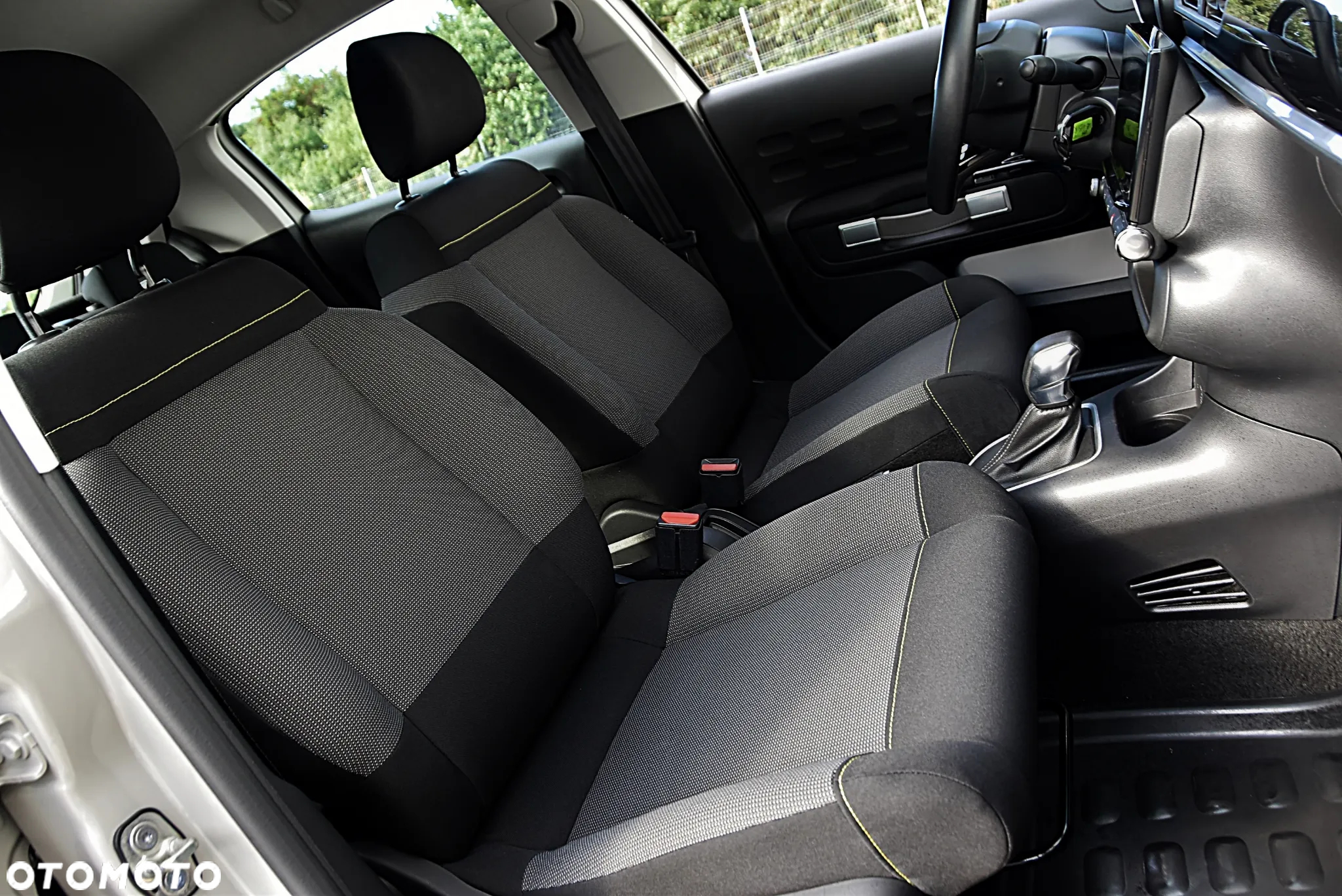 Citroën C3 1.2 PureTech Shine S&S EAT6 - 22