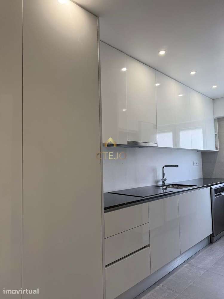 apartamento remodelado em odivelas - Grande imagem: 2/13