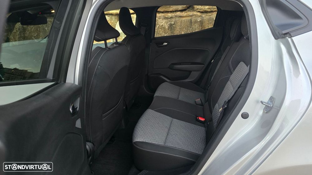 Renault Clio 1.6 E-Tech Full Hybrid Techno - 49