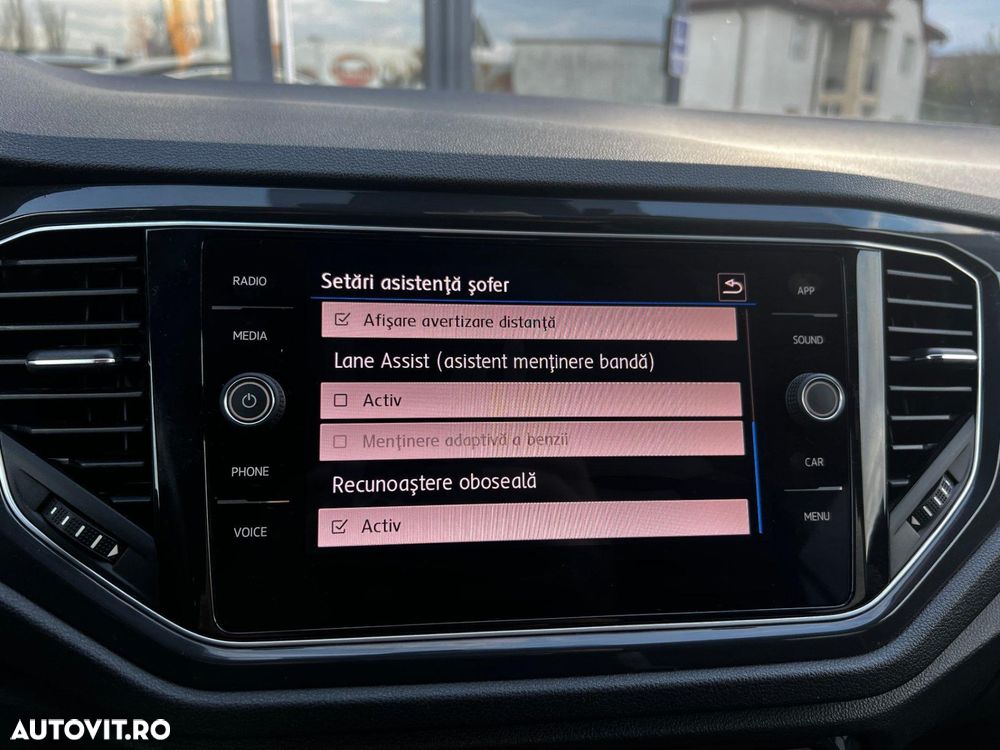 Volkswagen T-Roc - 24