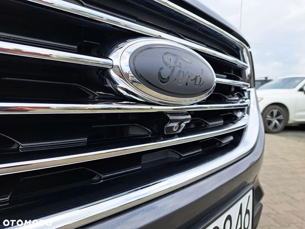 Ford Edge - 12