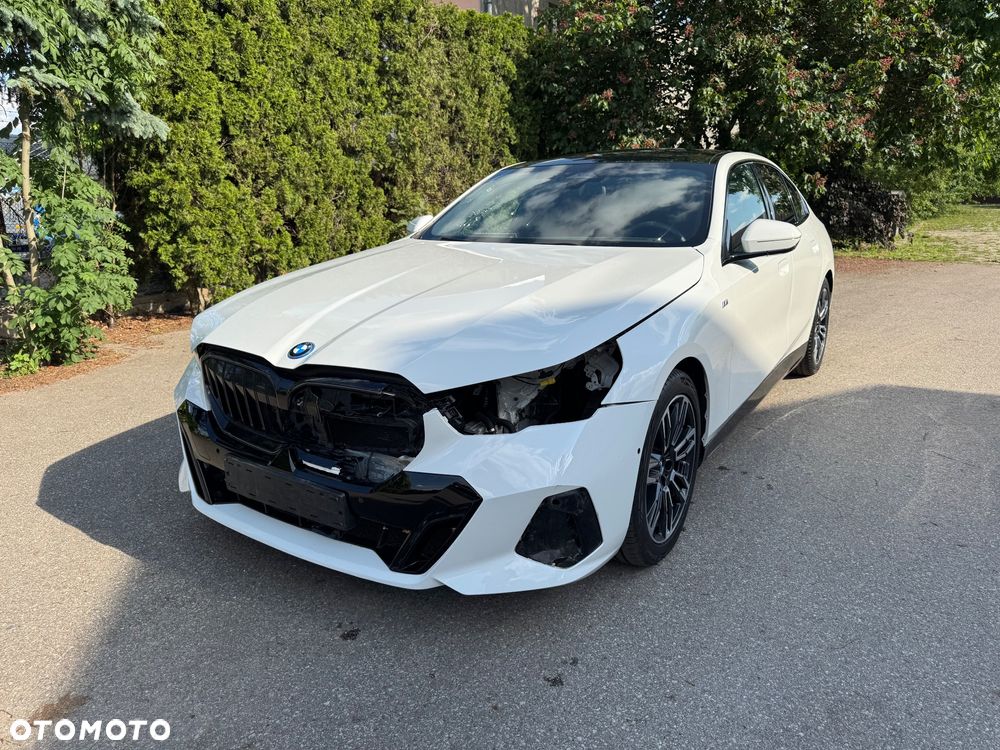 BMW Seria 5 520d xDrive mHEV M Sport - 27