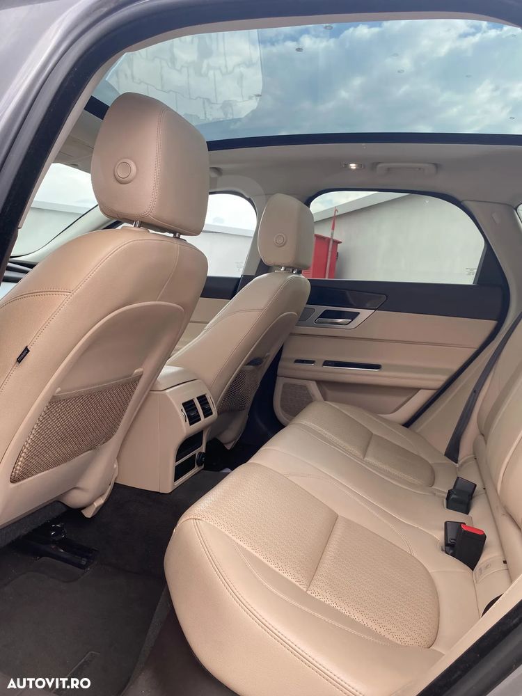 Jaguar XF 20d RWD E-Performance Prestige - 5