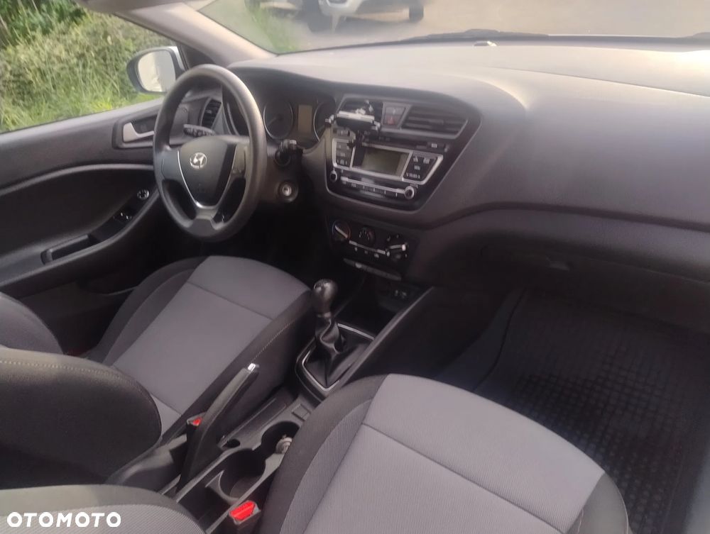 Hyundai i20 1.2 Classic - 10
