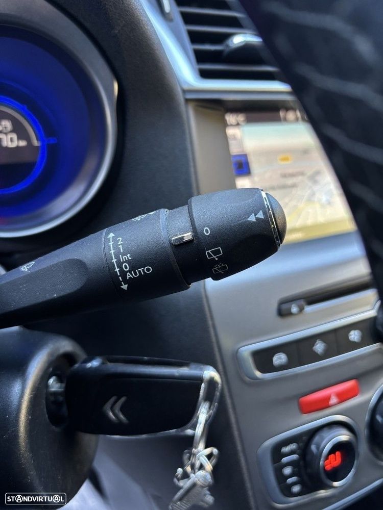 Citroën C4 — fotografia 17