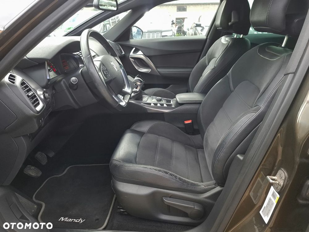 Citroën DS5 HDi 165 SoChic - 20