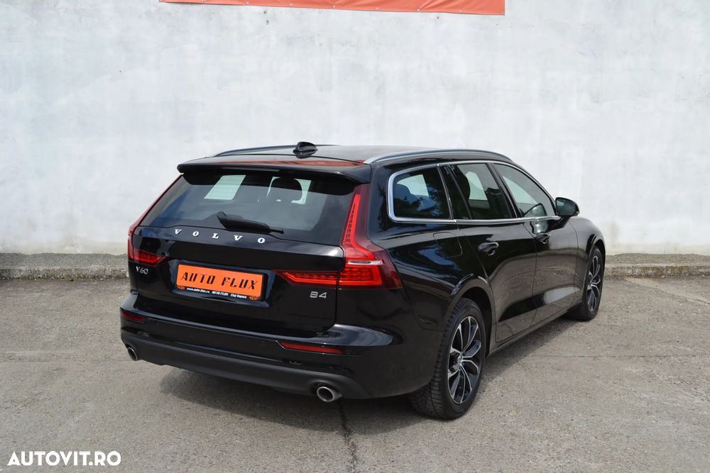Volvo V60 B4 D Geartronic Momentum Pro - 6
