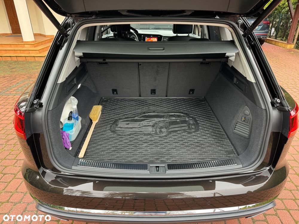 Volkswagen Touareg 3.0 V6 TDI 4Motion Elegance - 12