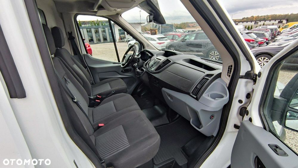 Ford Transit - 6
