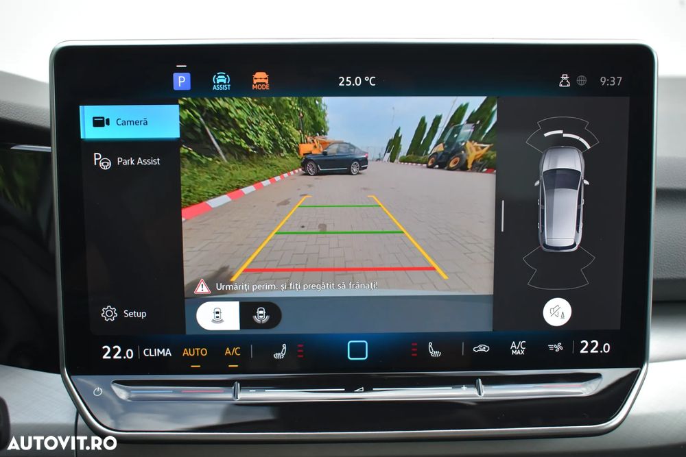 Volkswagen Golf - 24