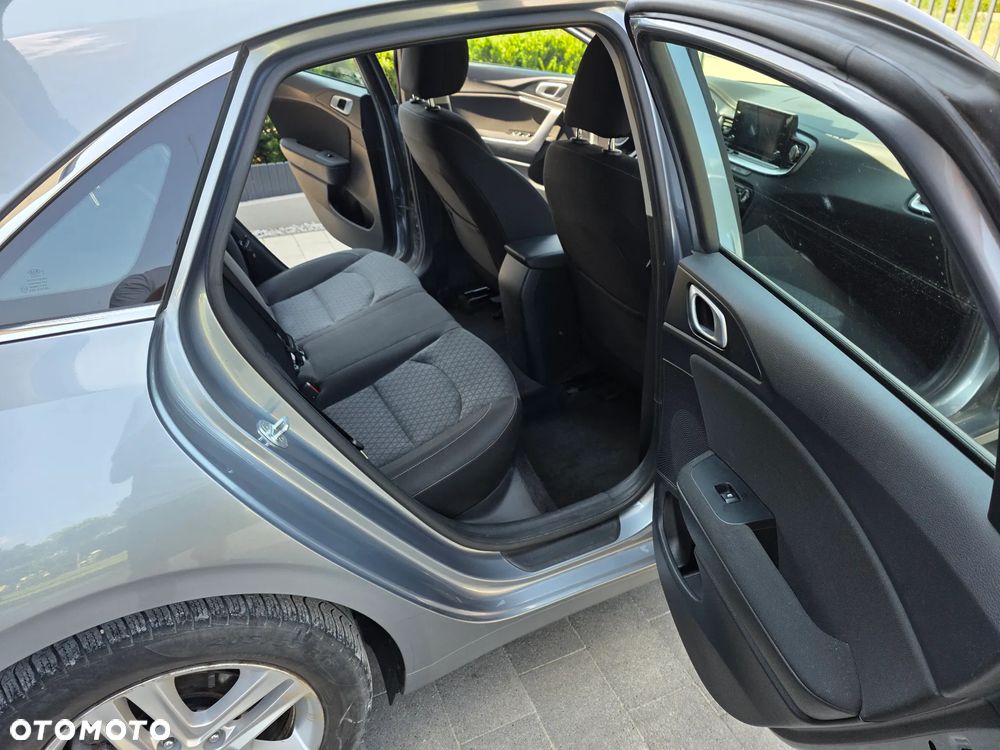 Kia Ceed 1.5 T-GDI M DCT - 8