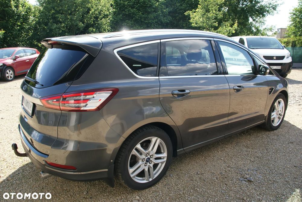 Ford S-Max - 10