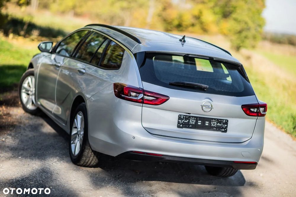 Opel Insignia 2.0 - 16