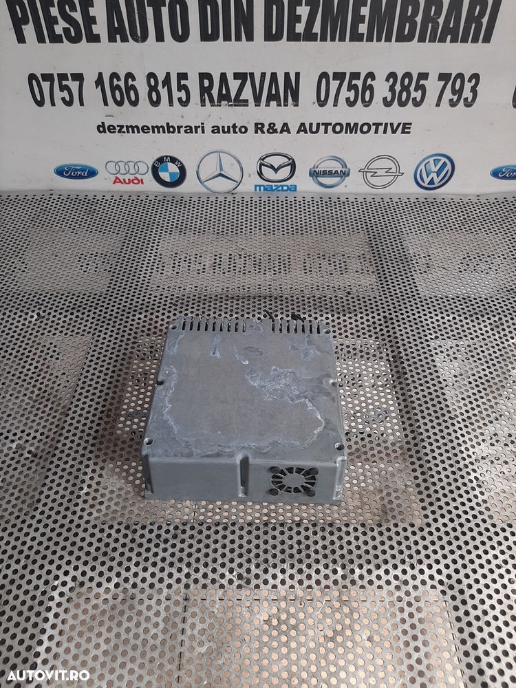 Modul Calculator Tv Tuner Video Land Rover Range Rover Vogue L322 An 2005-2006-2007-2008-2009-2010 Cod UH42-19C063-BA Dezmembrez Land Rover Range Rover Vogue 3.6 Tdv8 Motor 368DT An 2005-2006-2007-2008-2009-2010 - 2