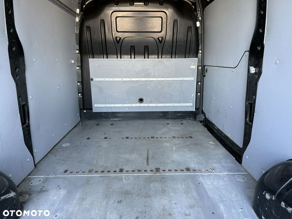 Renault Master - 18