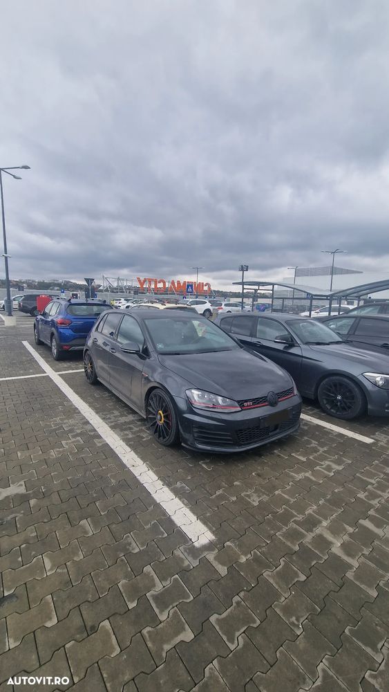 Volkswagen Golf GTI Performance BlueMotion Technology DSG - 7