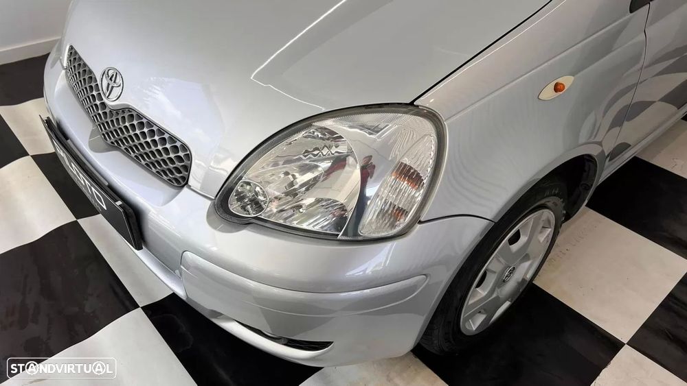 Toyota Yaris 1.0 Sol AC - 2