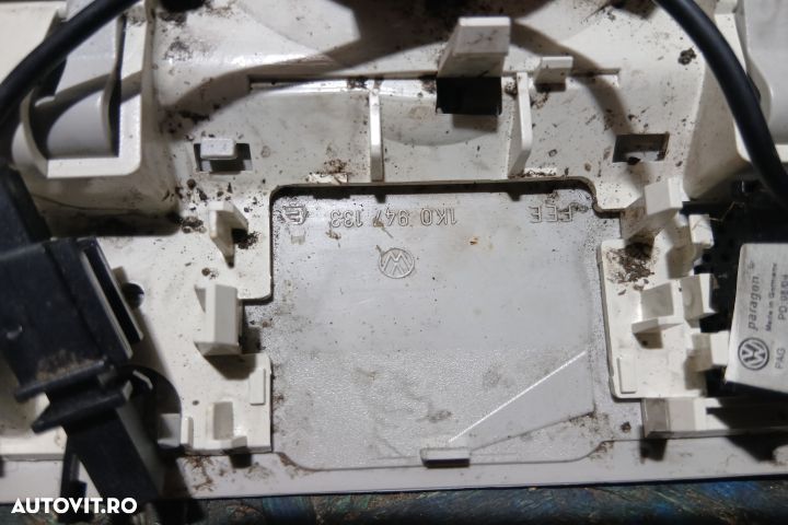 Lampa plafon fata 1K0947105 1K0959613C 1K0947133 1K0947105 1K0959613C - 5