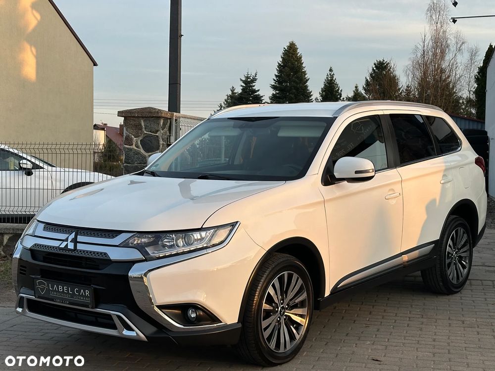 Mitsubishi Outlander 2.0 2WD CVT Diamant Edition+ - 19
