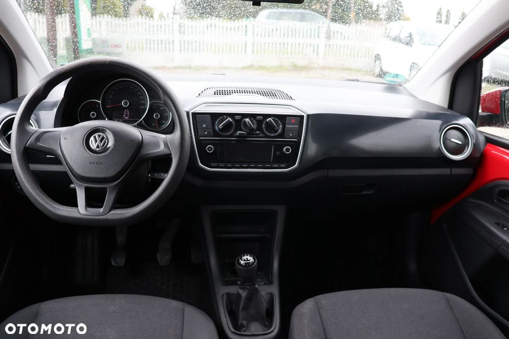 Volkswagen up! sound - 6