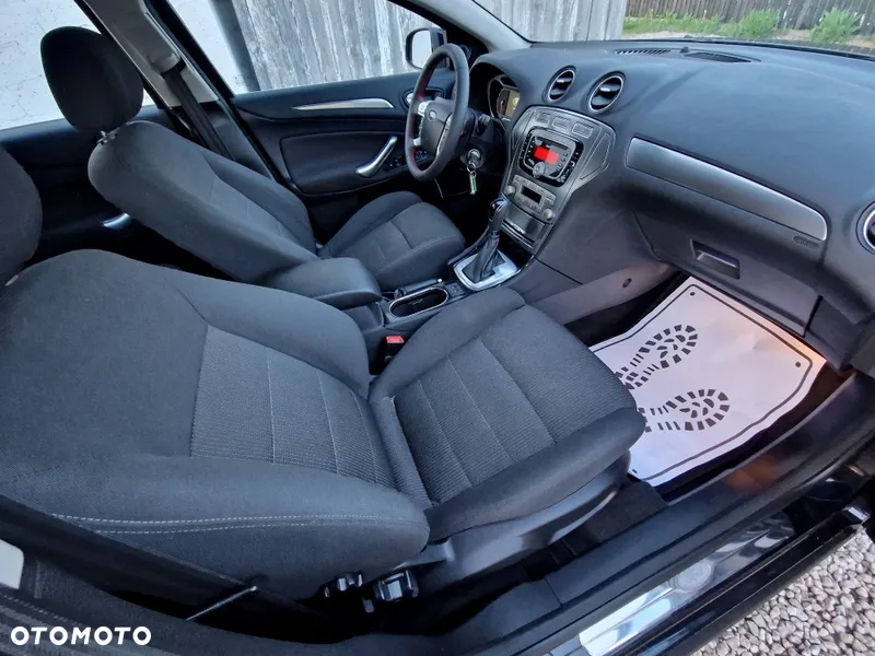 Ford Mondeo 2.0 EcoBoost Business Edition - 11