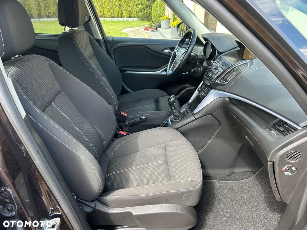 Opel Zafira Tourer 1.4 Turbo Style - 34