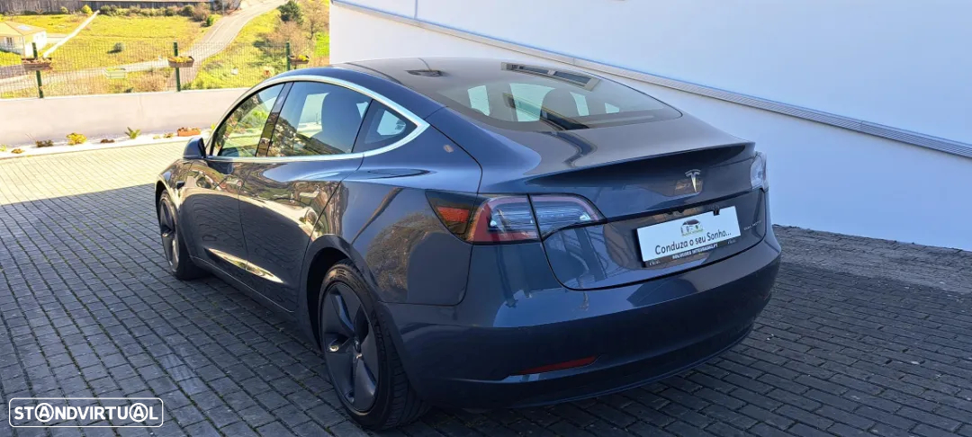 Tesla Model 3 Long-Range Dual Motor AWD - 28