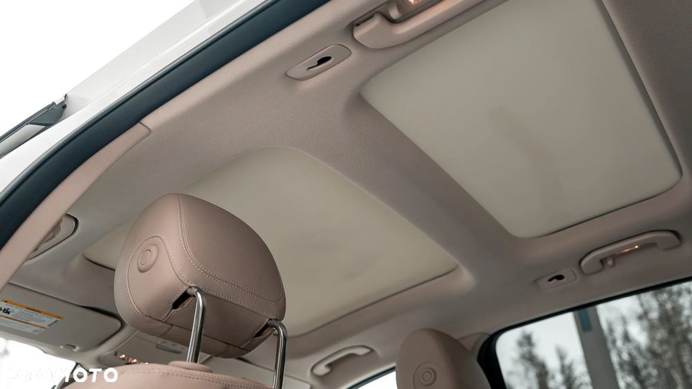 Mercedes-Benz GLC - 23