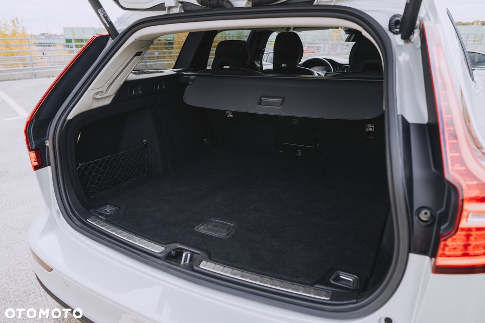 Volvo V60 D3 Geartronic Momentum - 23