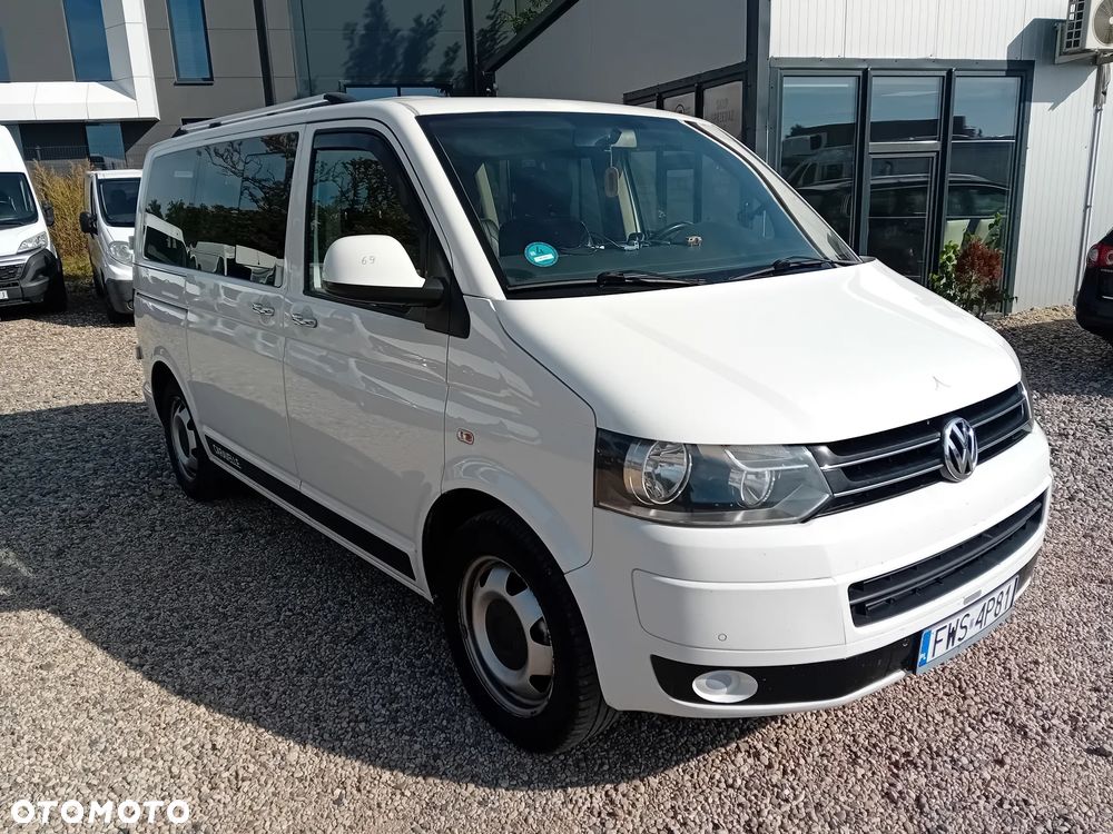 Volkswagen Caravelle - 3