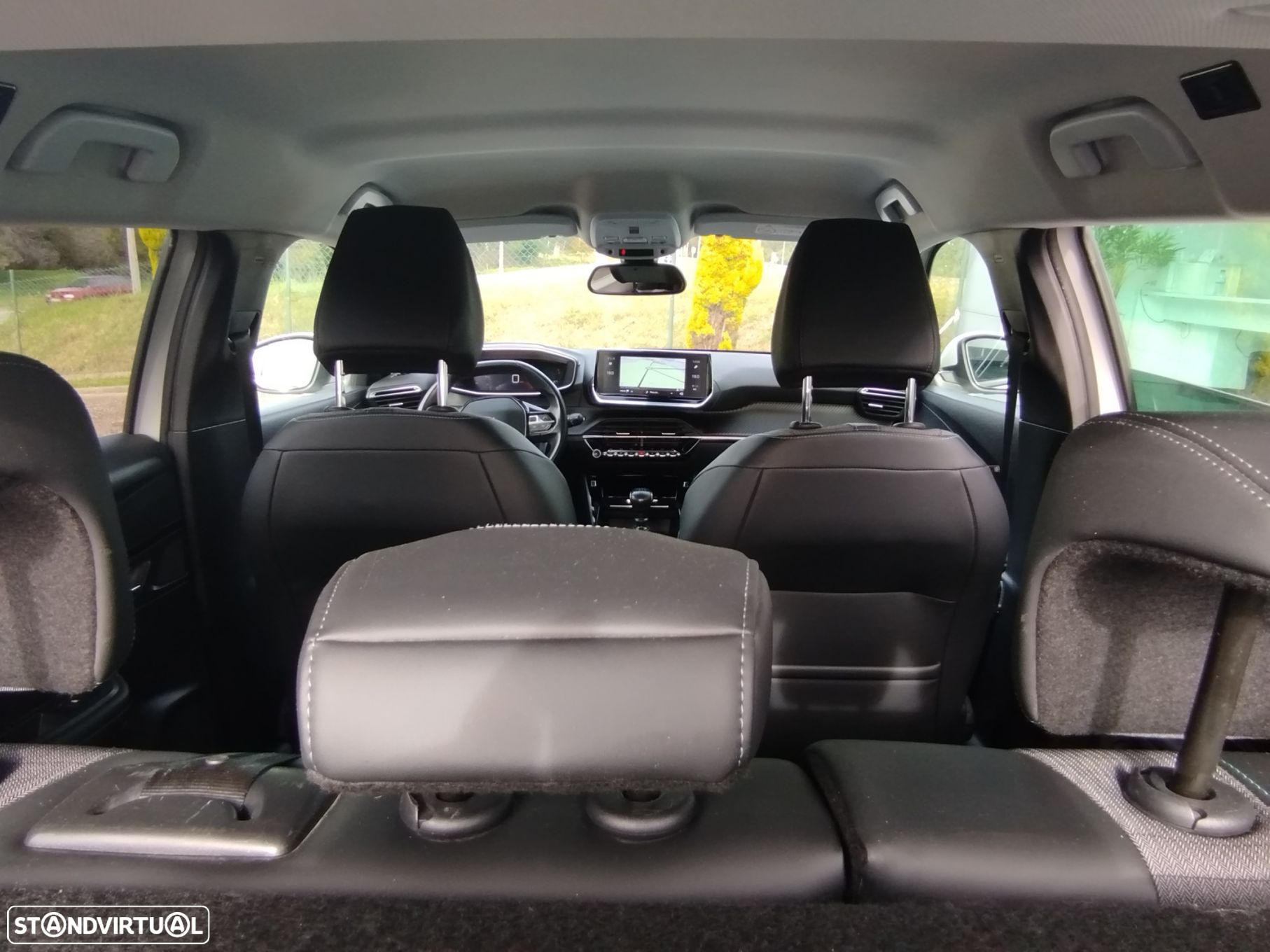 Peugeot 2008 1.5 BlueHDi Allure Pack - 34