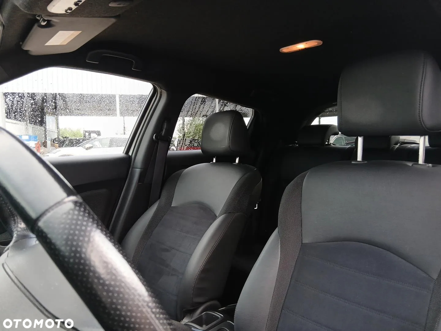 Nissan Juke 1.2 DIG-T N-Connecta EU6 - 12