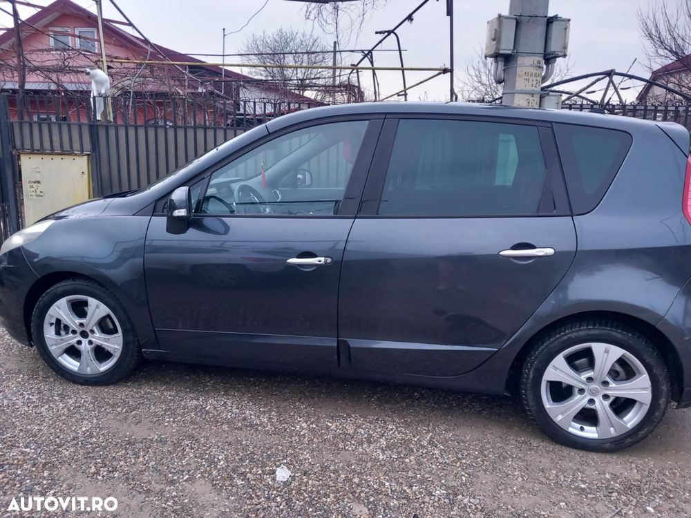 Renault Scenic 2.0 16V Aut. Avantage - 10