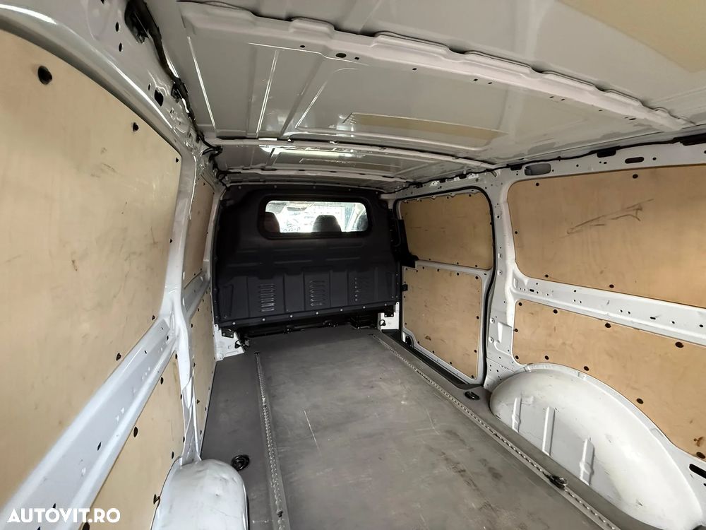 Mercedes-Benz Vito - 22