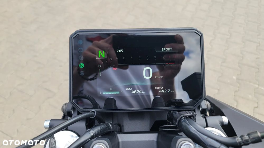 Yamaha MT - 17
