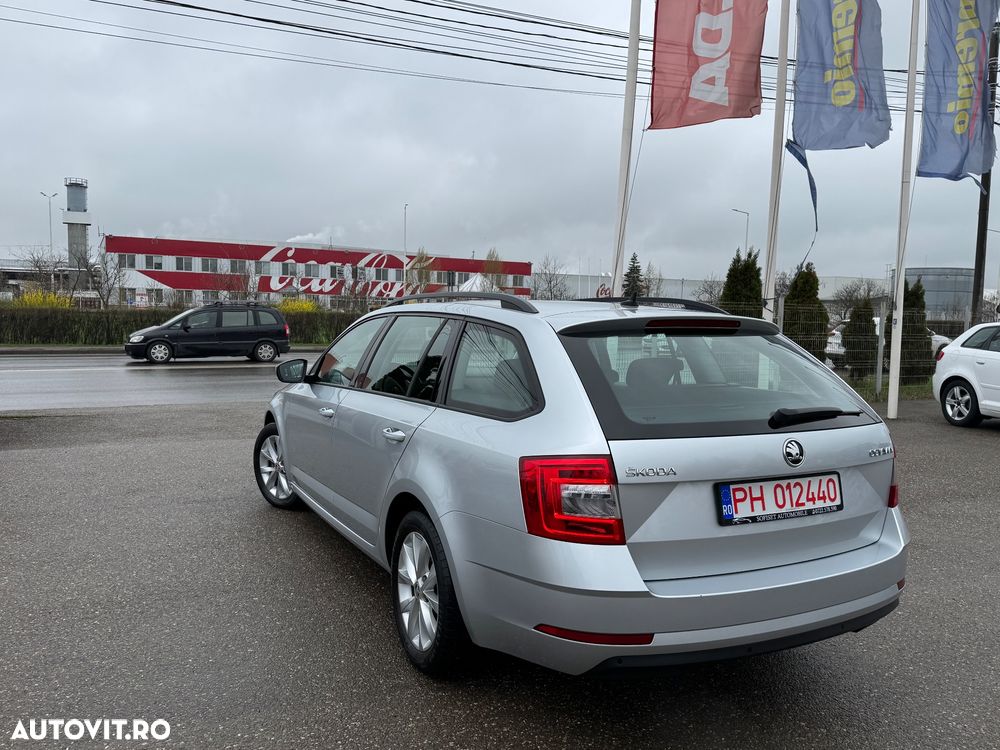 Skoda Octavia 2.0 TDI DSG Premium Edition - 22