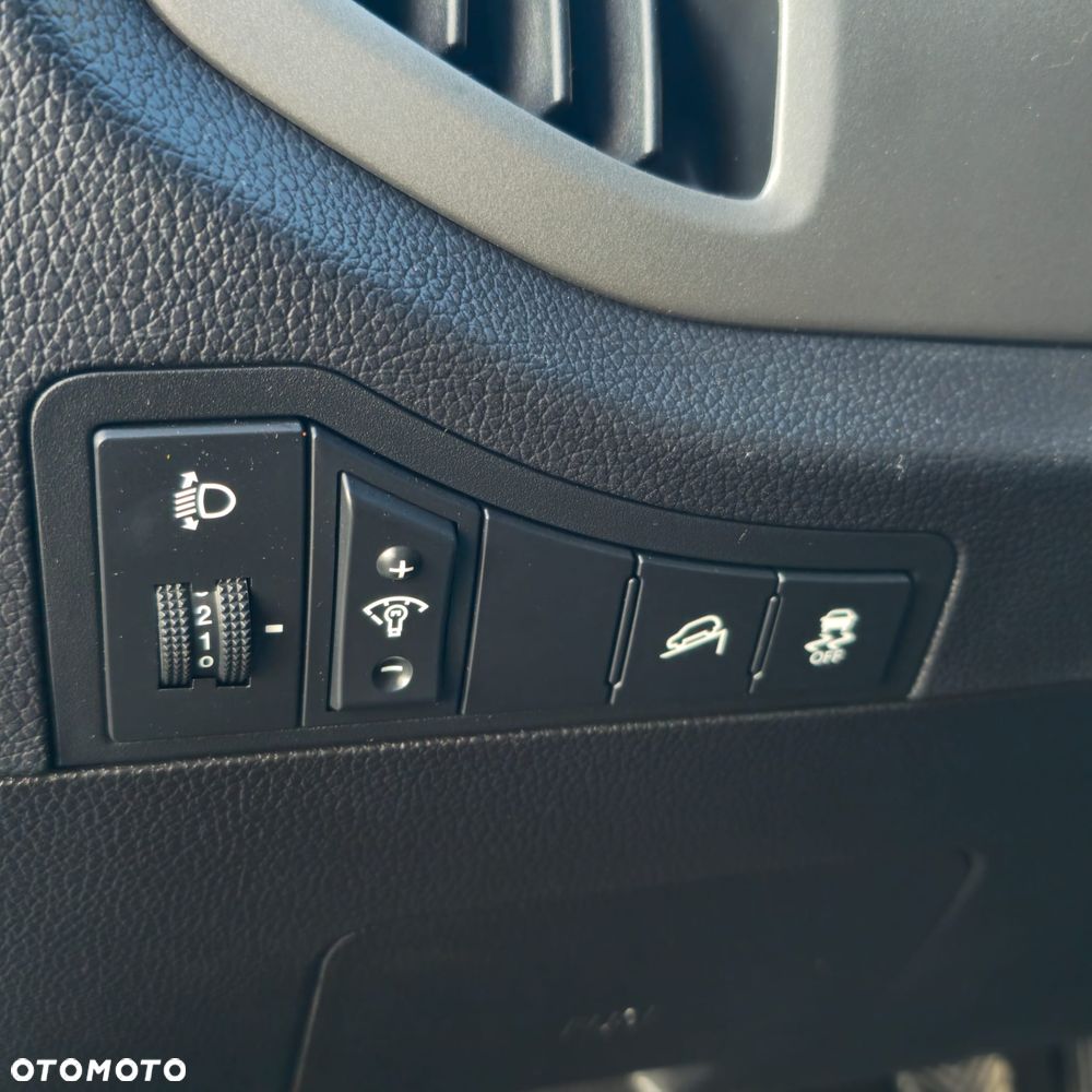 Kia Sportage 1.6 GDI Business Line L 2WD - 23