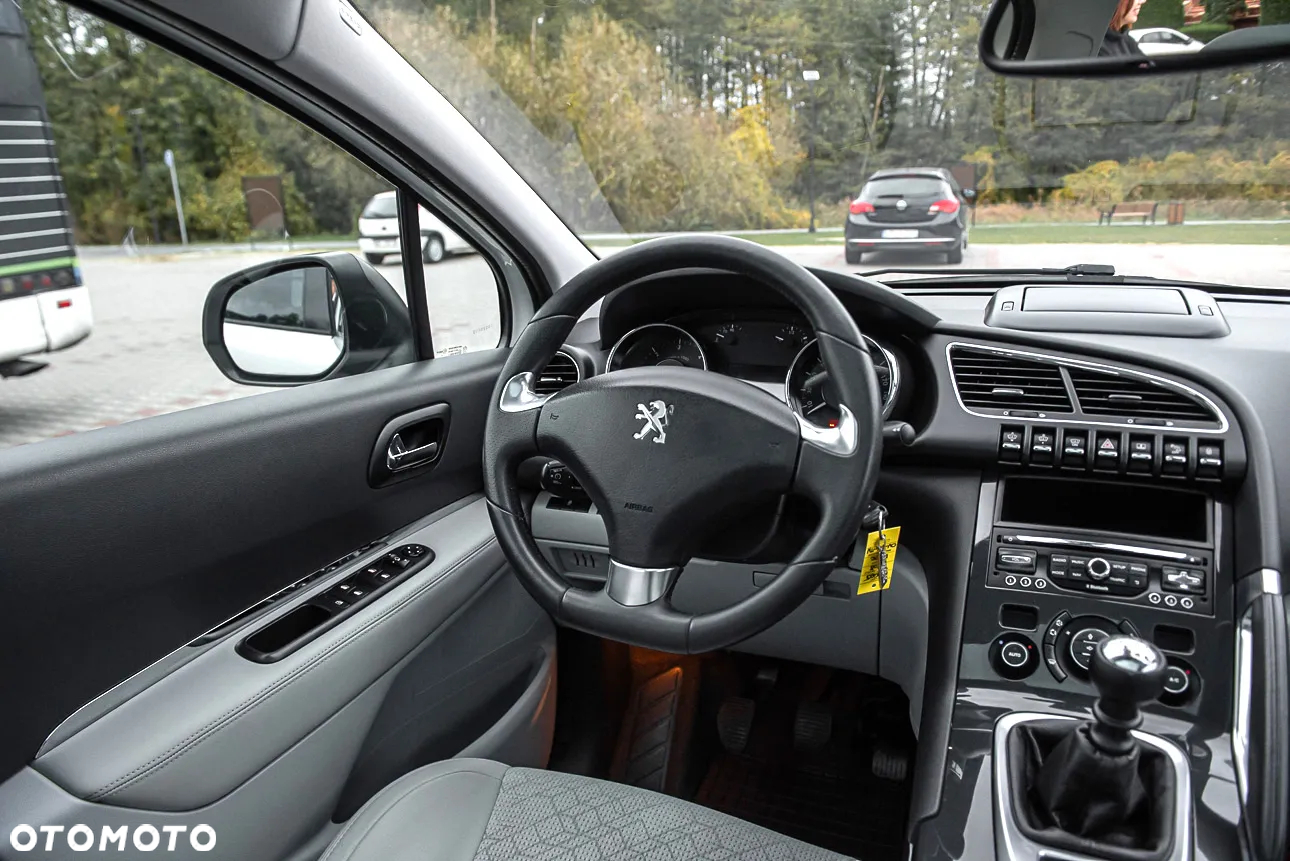 Peugeot 3008 1.6 BlueHDi Allure S&S - 26