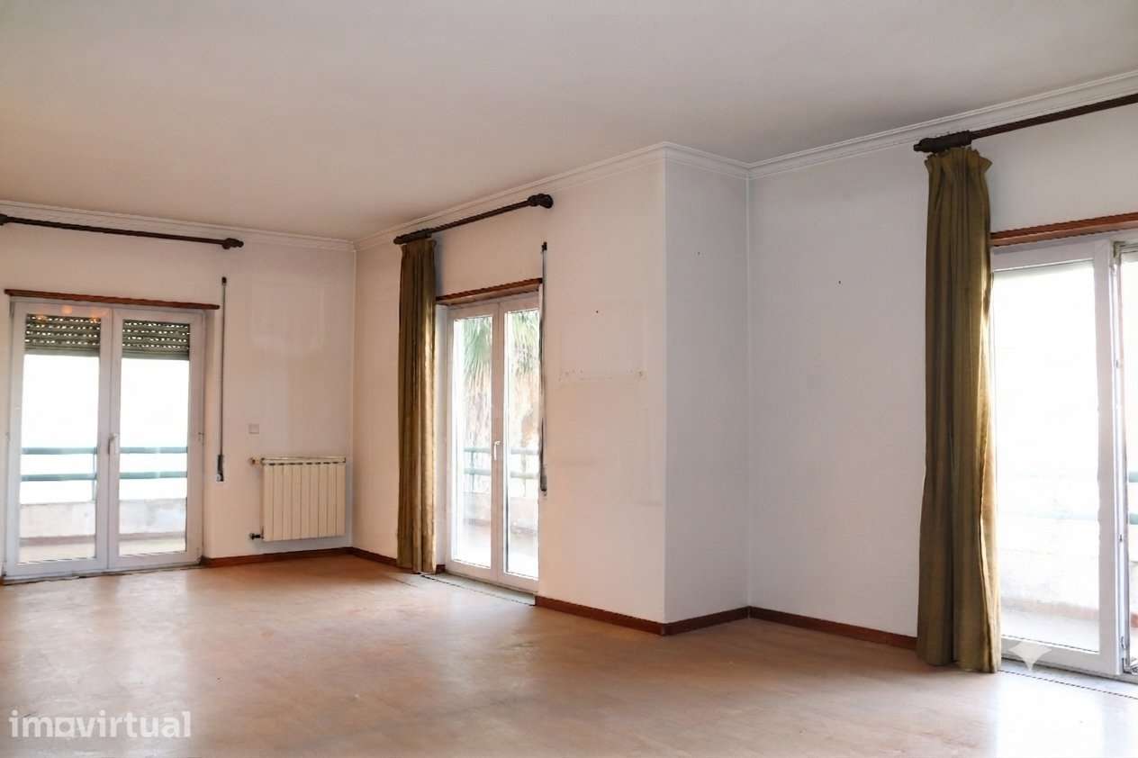 Apartamento T3+1 | Varanda | Terraço | 3 frentes | Vista de Montanha | - Grande imagem: 4/25